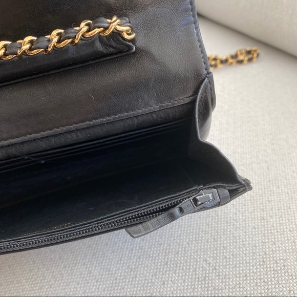 SOLD 💯Chanel Caviar Timeless WOC Black - Picture 7 of 16